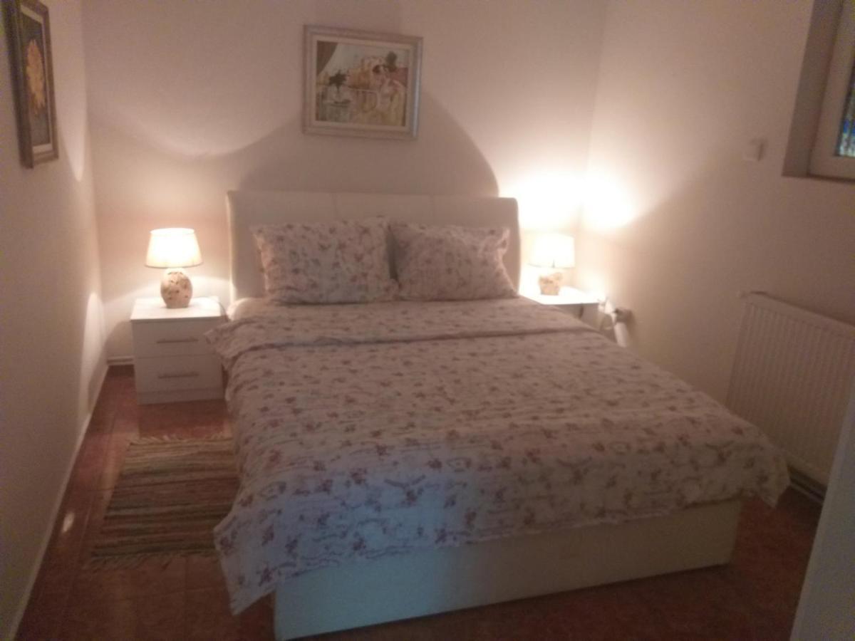 Apartman Nv Vrnjačka Banja Exterior foto